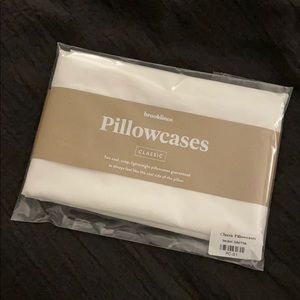NWT Brooklinen White Percale Pillowcases